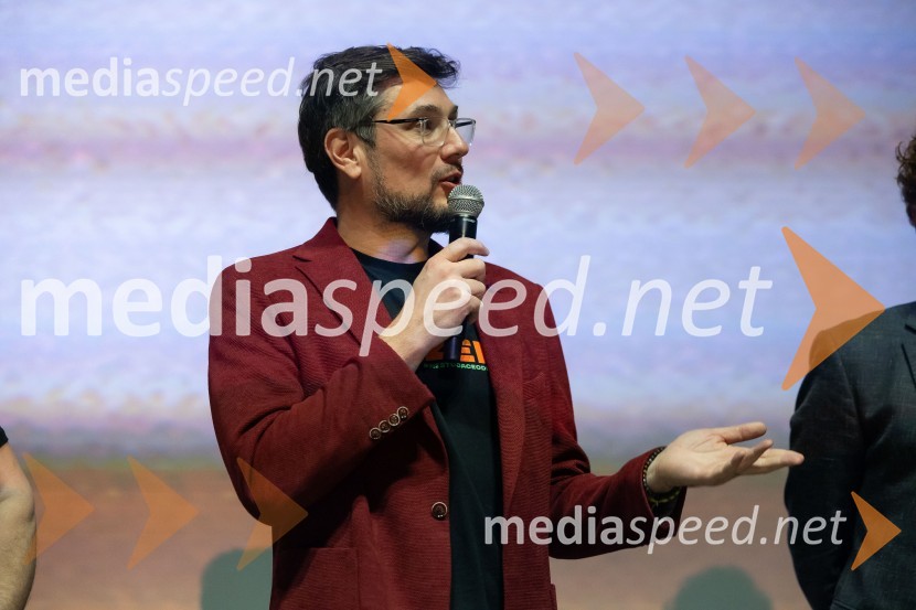  Ljubo Zdjelarević, filmski producentPremiera filma o Draženu Petroviću v Cineplexx Ljubljana