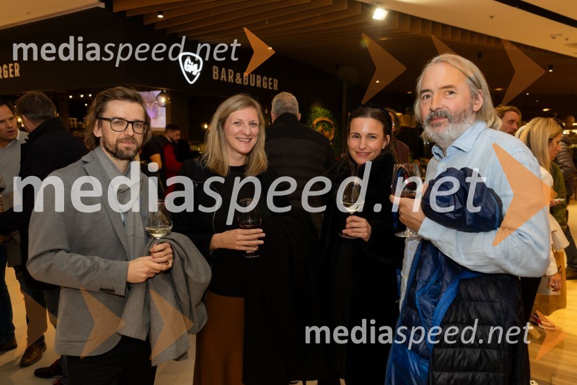  ... ;  ... ;  ... ;  Julij Zornik, oblikovalec zvokaPremiera filma o Draženu Petroviću v Cineplexx Ljubljana