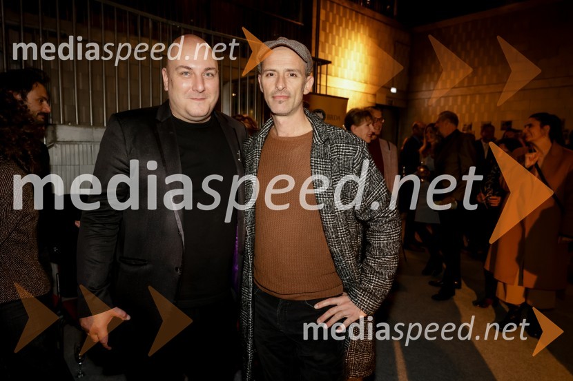  ... ;  Boštjan Gombač, glasbenikHrup za odrom, premiera drame v SNG Drama Ljubljana