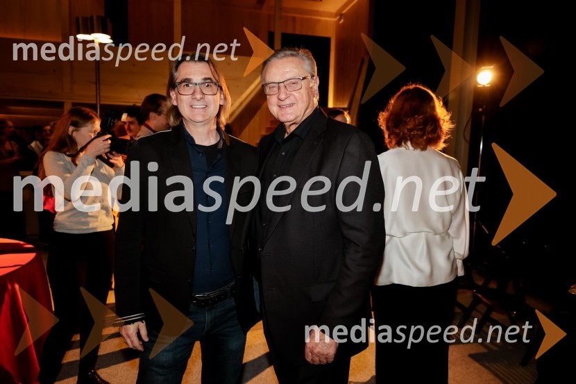  Aleksandar  Popovski, režiser, umetniški direktor Drame SNG Maribor;  Dušan Mlakar, režiserHrup za odrom, premiera drame v SNG Drama Ljubljana