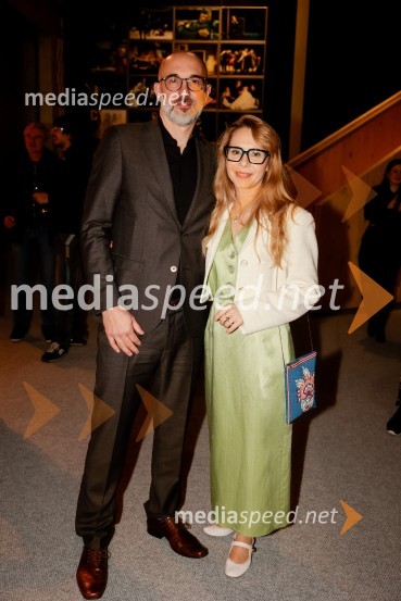  Zoran Trop;  Saša  Mihelčič, igralkaHrup za odrom, premiera drame v SNG Drama Ljubljana