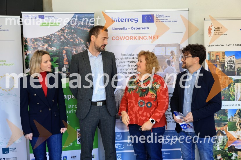  Zvonka Lazar Borak, ZRS Bistra Ptuj;  Danilo Čeh, direktor, ZRS Bistra Ptuj;  Lidija Tušek, vodja projetkta, ZRS Bistra Ptuj ;  Robert Novak, vodja projekta Hosted by Family30 let ZRS Bistra Ptuj