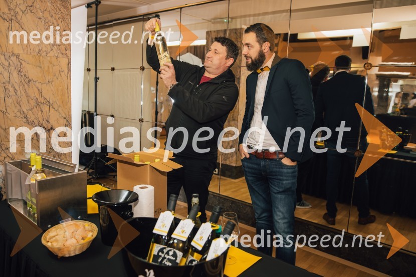  Marko Toplak, Turistična kmetija Toplak, nogometaš Vinske reprezentance Slovenije;  Aleksander Rigo, Rigo VinoSalon štajerskih mladih vin Pubec 2024 v Ljubljani