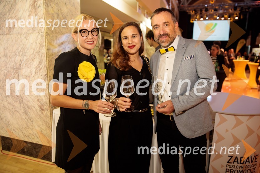  Natalija Cvetko, Mediaspeed d.o.o.;  Sara Stadler, Vinska kraljica Slovenije 2016;  Borut  Cvetko, kreativni direktor, Mediaspeed d.o.o.Salon štajerskih mladih vin Pubec 2024 v Ljubljani