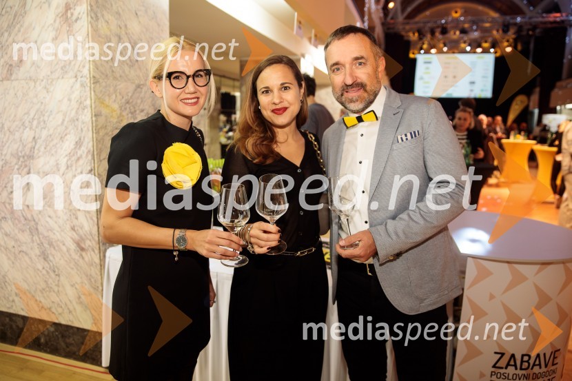  Natalija Cvetko, Mediaspeed d.o.o.;  Sara Stadler, Vinska kraljica Slovenije 2016;  Borut  Cvetko, kreativni direktor, Mediaspeed d.o.o.Salon štajerskih mladih vin Pubec 2024 v Ljubljani