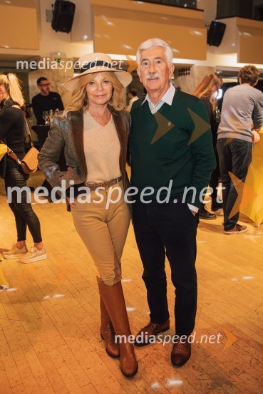  Darja Kuhar Kotnik, soustanoviteljica in podpredsednica Društva za zdravje naroda;  Rajko Kotnik, bivši poslovni direktor Cankarjevega doma, dosedanji predsednik Lions kluba Ljubljana RožnikSalon štajerskih mladih vin Pubec 2024 v Ljubljani