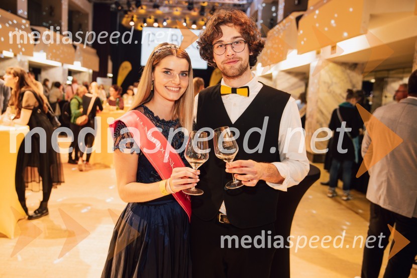  Maruša Mukenauer, Vina Mukenauer, Mariborska vinska kraljica 2023 - 2025;  Nik Goropevšek, Vina HorvatSalon štajerskih mladih vin Pubec 2024 v Ljubljani