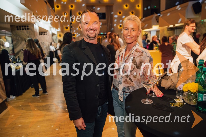  Niko Kušar, vodja Službe za tržno komuniciranje Telekom Slovenije;  ... Salon štajerskih mladih vin Pubec 2024 v Ljubljani