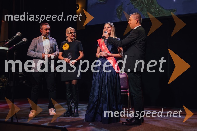  Borut  Cvetko, kreativni direktor, Mediaspeed d.o.o.;  Natalija Cvetko, Mediaspeed d.o.o.;  Maruša Mukenauer, Vina Mukenauer, Mariborska vinska kraljica 2023 - 2025;  Robert Levstek, koordinator, občina DuplekSalon štajerskih mladih vin Pubec 2024 v Ljubljani