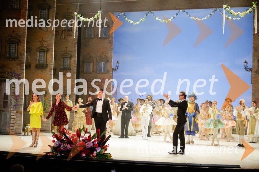  Ana Klašnja, balerina;  ... ;  ... ;  Denis Matvienko, baletni plesalecDon Kihot, premiera baleta v SNG Opera in balet Ljubljana