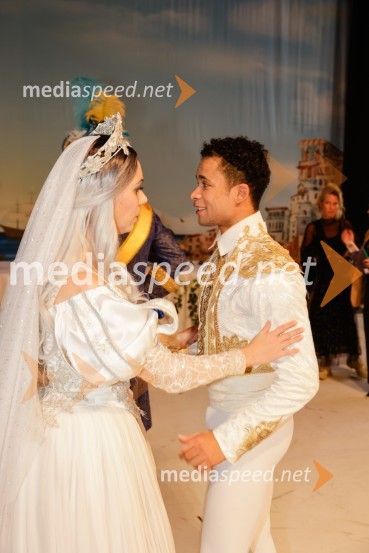  ... ;  Solomon  Osazuva, baletni plesalecDon Kihot, premiera baleta v SNG Opera in balet Ljubljana