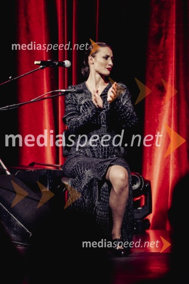  Urška Centa, plesalka flamenkaNomad, avtorski projekt Jošta Lampreta