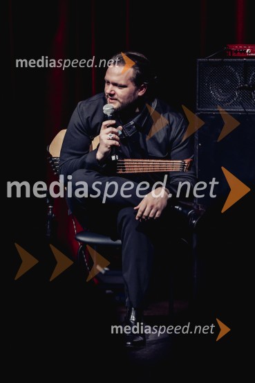  Jošt Lampret, glasbenikNomad, avtorski projekt Jošta Lampreta