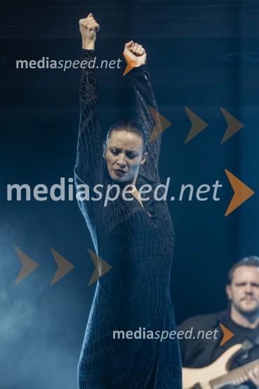  Urška Centa, plesalka flamenkaNomad, avtorski projekt Jošta Lampreta