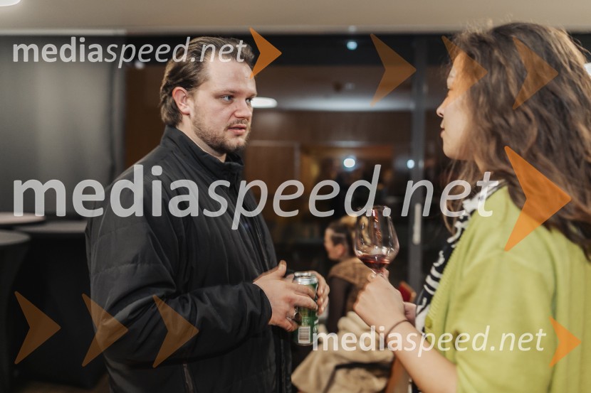  Jošt Lampret, glasbenik;  ... Nomad, avtorski projekt Jošta Lampreta