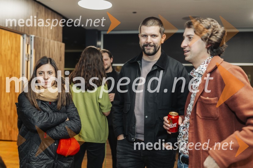  ... ;  ... ;  Matija Krečič, violinist in skadatelj, Momento CiganoNomad, avtorski projekt Jošta Lampreta