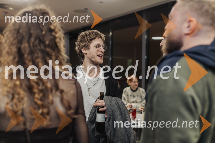 Nomad, avtorski projekt Jošta Lampreta