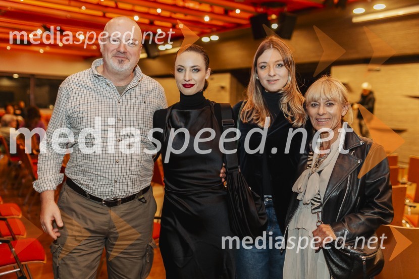  Urban Centa, organizator glasbenega programa ;  Urška Centa, plesalka flamenka;  ... ;  Barbra Jermann, urednica revije SuzyNomad, avtorski projekt Jošta Lampreta