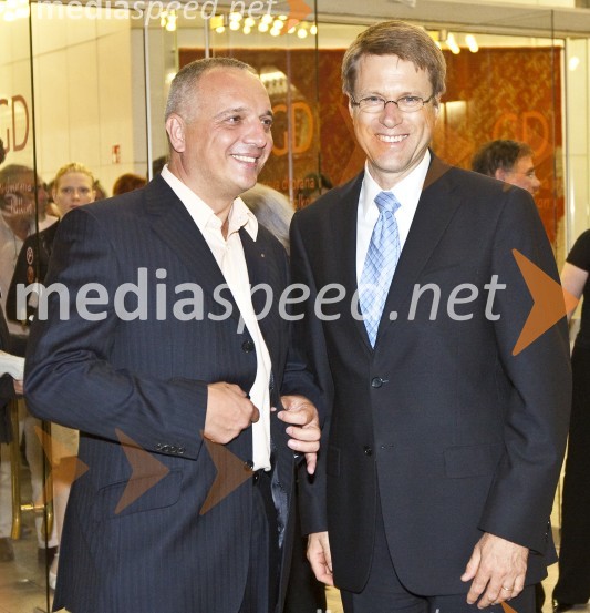 Damjan Damjanovič, direktor Slovenske filharmonije in Samuel Žbogar, minister za zunanje zadeveBalet Pink Floyd v izvedbi milanskega gledališča La Scala, sprejem po prireditvi