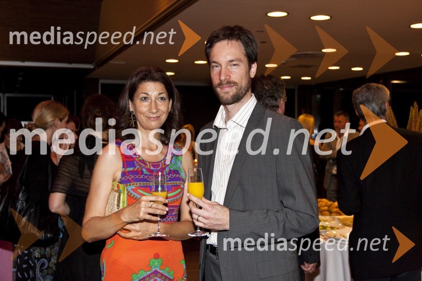 Nataša Jelič, tiskovna predstavnica SNG Opera in balet Ljubljana in Jaš Otrin, umetniški vodja SNG Opere in baleta LjubljanaBalet Pink Floyd v izvedbi milanskega gledališča La Scala, sprejem po prireditvi