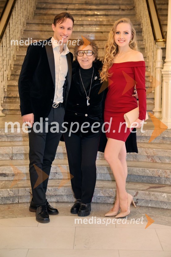  Davide Buffone, baletni plesalec;  Dragica Petrovič, režiserka in producentka;  Mina Radaković, baletna plesalkaPlameni Pariza, premiera baleta Opere in Baleta SNG Maribor