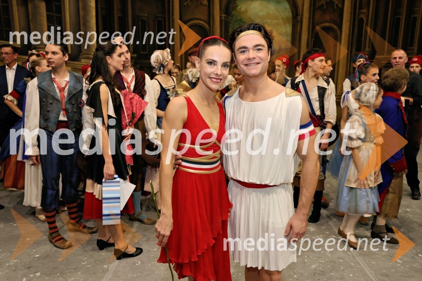  Catarina de Meneses, baletna solistka;  Ionut Dinita, baletni plesalecPlameni Pariza, premiera baleta Opere in Baleta SNG Maribor