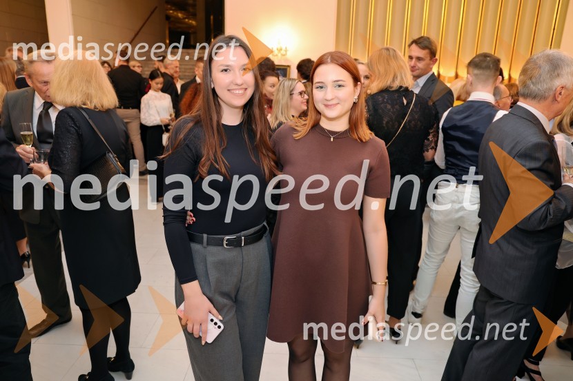 Plameni Pariza, premiera baleta Opere in Baleta SNG Maribor