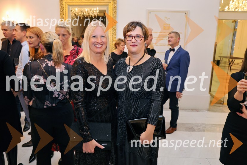  Nataša Ritonija, direktorica, RRA Podravje;  Lidija Divjak Mirnik, nekdanja direktorica ŠD UM in nekdanja poslanka DZ in aktualna mestna svetnica MOMPlameni Pariza, premiera baleta Opere in Baleta SNG Maribor