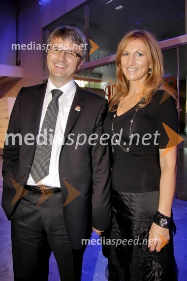  Franci Pliberšek, lastnik in generalni direktor podjetja MIK d.o.o.;  ... Franci Pliberšek (1966-2024), v spomin podjetniku in filantropu