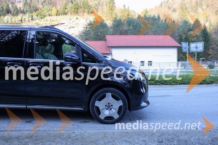 MERCEDES V 300d EXCLUSIVE