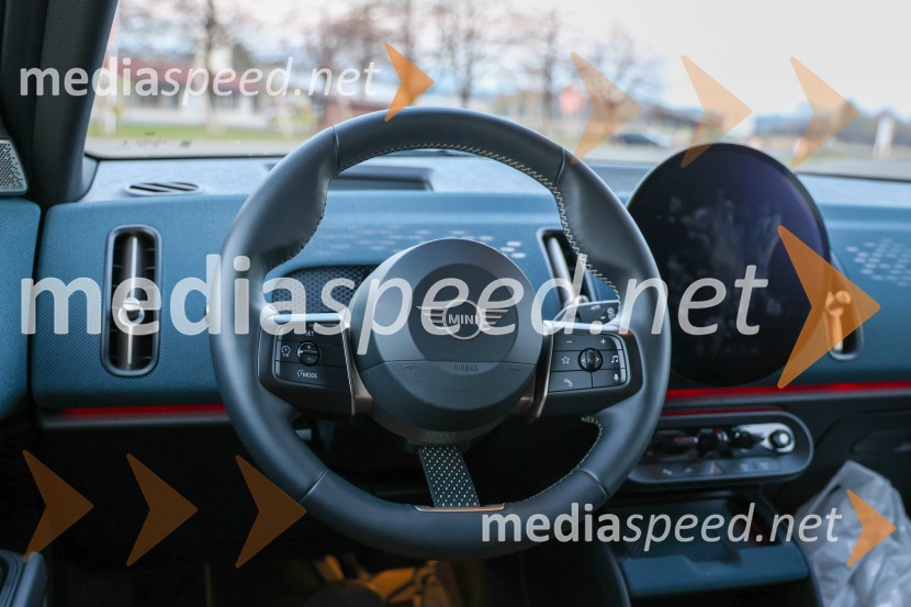 MINI COUNTRYMAN C