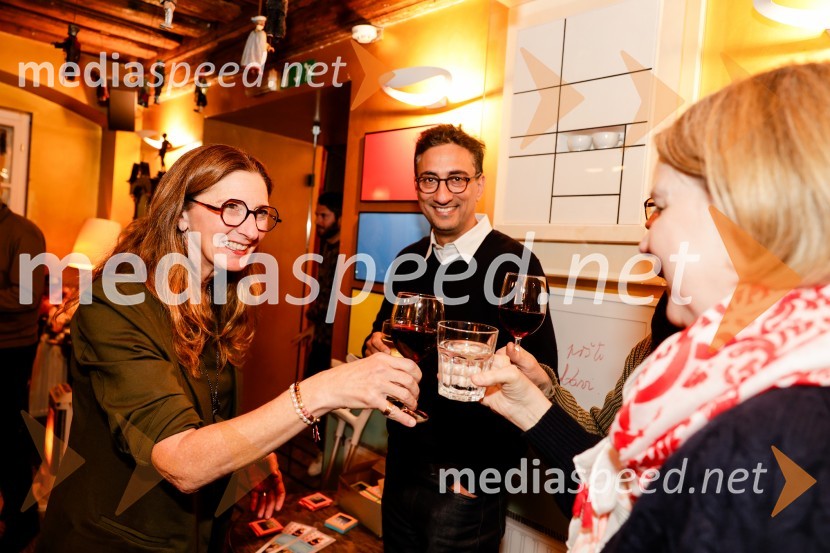  Beth Lane, igralka, producentka, pisateljica;  ... Nezlomljivi, projekcija filma v Mini teatru