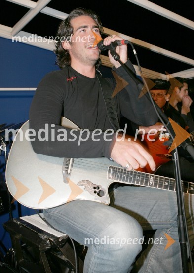 Jan Plestenjak, pevecNiagara Maribor 5 let