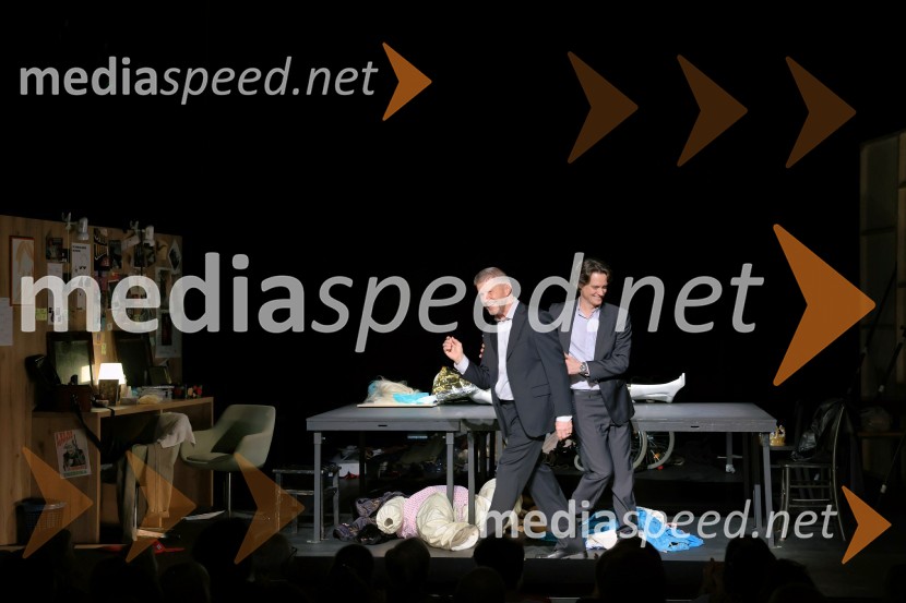  Borut  Veselko, igralec;  Domen Valič, igralecŽivljenje v teatru, premiera, Mestno gledališče Ptuj