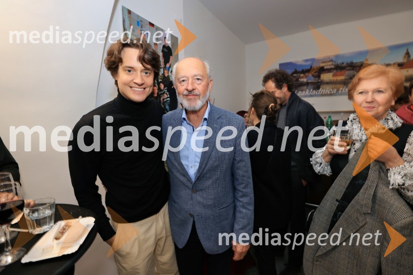  Domen Valič, igralec;  ... Življenje v teatru, premiera, Mestno gledališče Ptuj