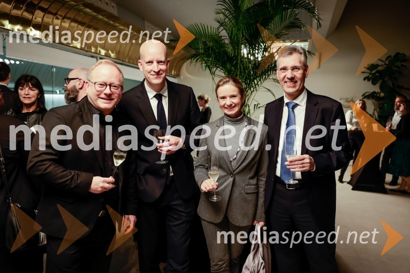 mag. Aleš Drenik, vodja programa resne glasbe, opere in balet, Cankarjev dom;  ... ;  ... ;  ... Simfonični orkester iz Antwerpna, koncert v Cankarjevem domu