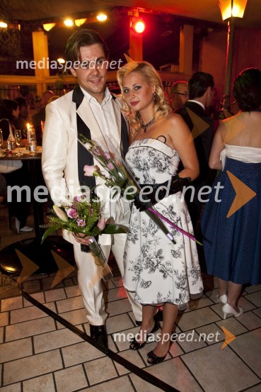 Aleš Vovk - Raay in Marjetka Jurkovnik, člana skupine TangelsPremiera videospota: Life goes up, skupine Tangels