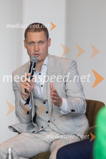  Jure Bračko, vodja oddelka za zunanje komuniciranje, Nova KBMGame Changer Ljubljana 2024