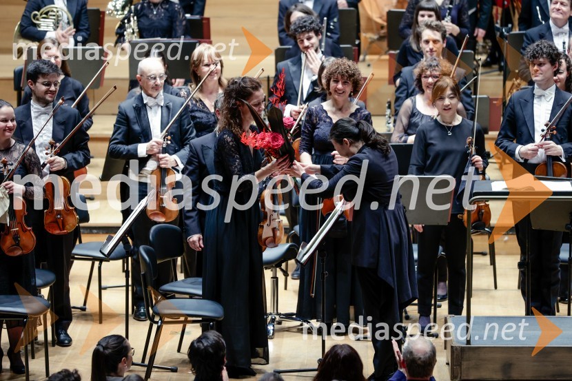  ... ;  Shiyeon Sung, dirigentkaSimfonični orkester iz Antwerpna, koncert v Cankarjevem domu