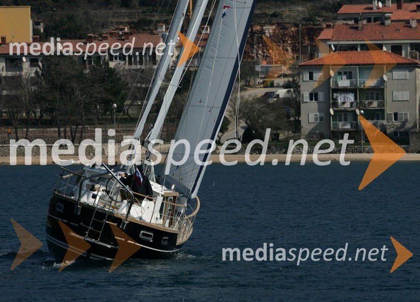 Jadrnica Nauticat 331Jadrnica Nauticat 331, test