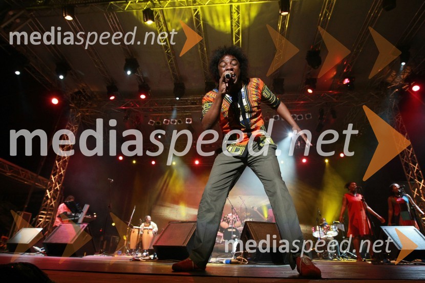 Stewart Sukuma & Banda NkhuvuDogajanje na 17. Festivalu Lent 2009