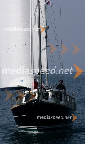 Jadrnica Nauticat 331Jadrnica Nauticat 331, test