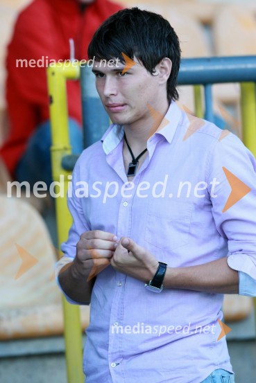 Etien Velikonja, nogometaš NK HIT GoricaNogometna tekma, Superpokal 2009, NK Maribor:NK Interblock