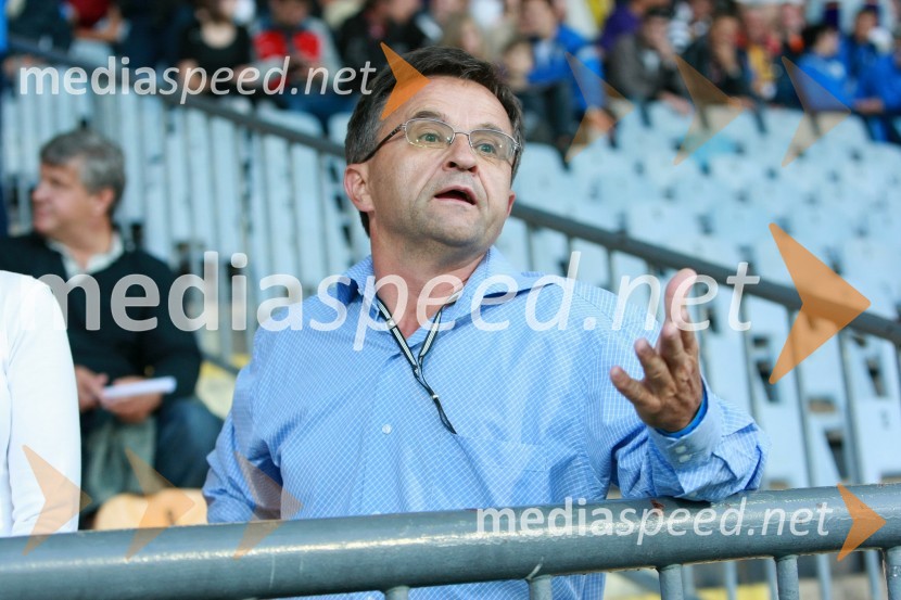 Andrej Zalar, vodja tekmovanja pri Združenju nogometnih klubov 1. slovenske nogometne ligeNogometna tekma, Superpokal 2009, NK Maribor:NK Interblock