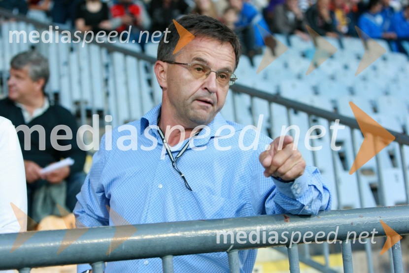 Andrej Zalar, vodja tekmovanja pri Združenju nogometnih klubov 1. slovenske nogometne ligeNogometna tekma, Superpokal 2009, NK Maribor:NK Interblock