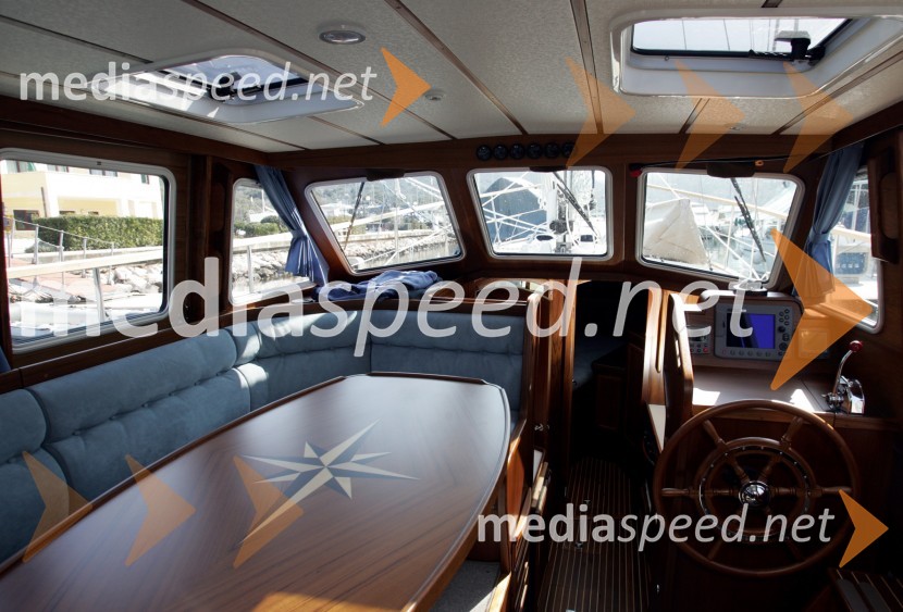 Jadrnica Nauticat 331Jadrnica Nauticat 331, test