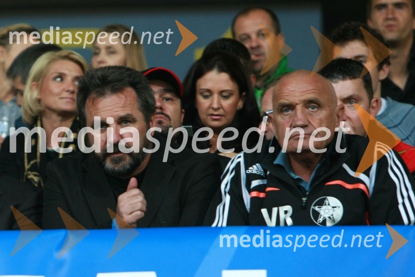 Stane Oražem, podpredsednik Združenja nogometnih klubov 1. slovenske nogometne lige in ...Nogometna tekma, Superpokal 2009, NK Maribor:NK Interblock