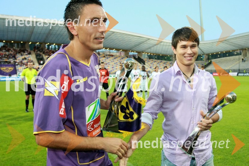 Zoran Pavlovič, nogometaš NK Maribor in Etien Velikonja, nogometaš NK HIT GoricaNogometna tekma, Superpokal 2009, NK Maribor:NK Interblock