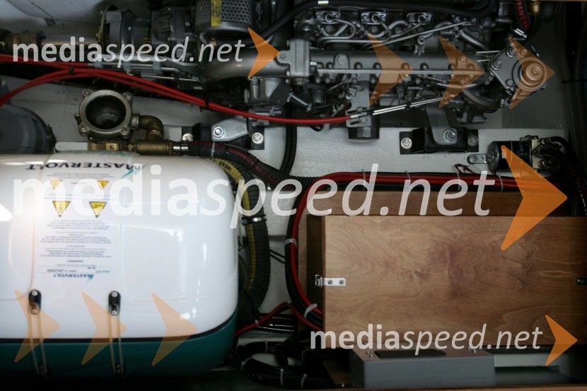 Jadrnica Nauticat 331Jadrnica Nauticat 331, test