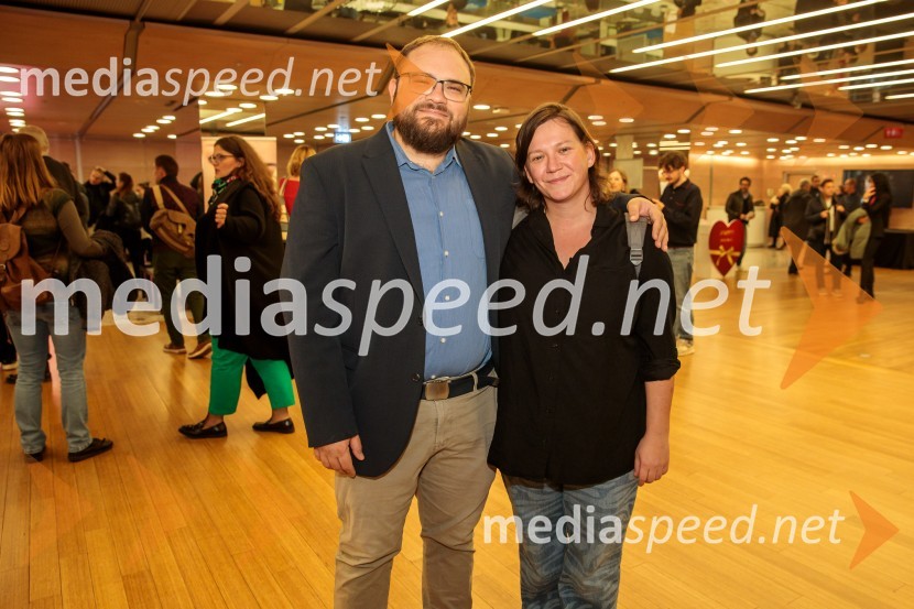  Žiga Virc, slovenski režiser;  Iza Strehar, dramatičarka in scenaristkaOdprtje 35. Ljubljanskega mednarodnega filmskega festivala Liffe